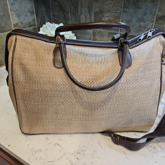 Avon Tote Bag - Picture 8 of 13